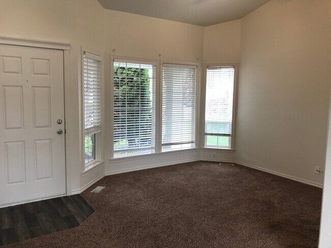 Building Photo - 17938 Monarch Way