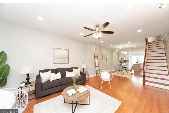 Building Photo - 41 N Linwood Ave