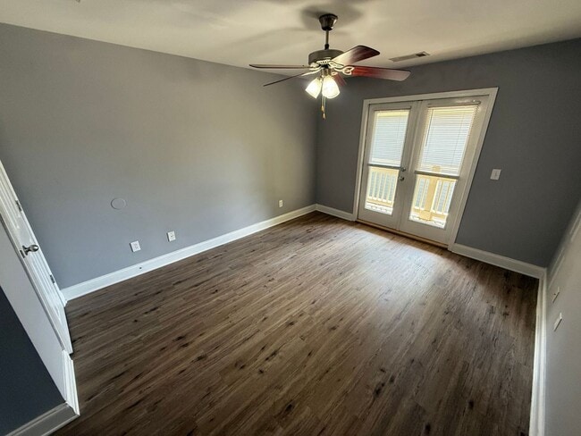 Building Photo - 242 Madison Heights