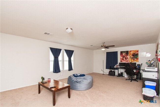 Building Photo - 303 Gemini Ln