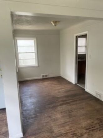 Building Photo - 18538 Appleton St