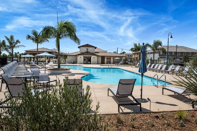 Building Photo - Village at Los Carneros 3 bed/ 2 bath Condo with 2-car garage and AC!