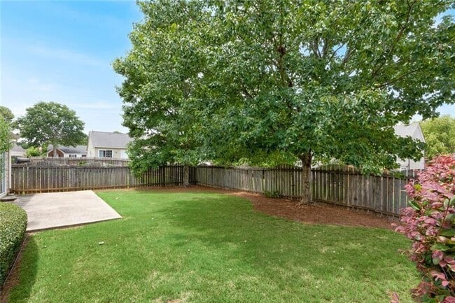 Building Photo - 590 Barsham Way
