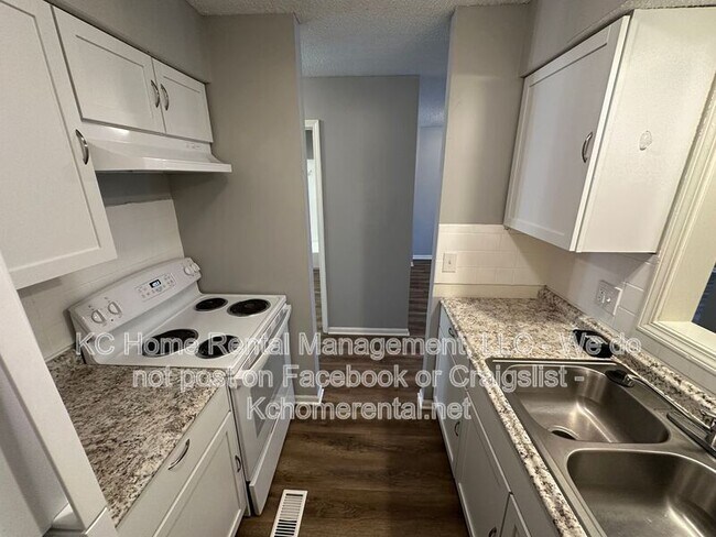 Building Photo - 1255 Petzold Dr