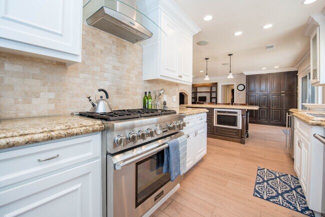 Building Photo - Welcome to Newport Beach