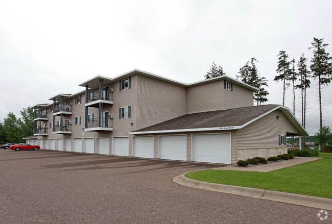 Building Photo - Grays Landing