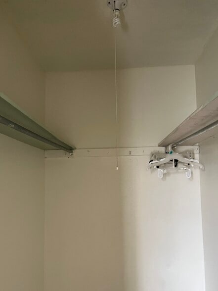 Closet 2 - 1036 Eli Ct