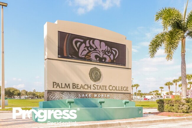 Building Photo - 3538 Joshua Tree St