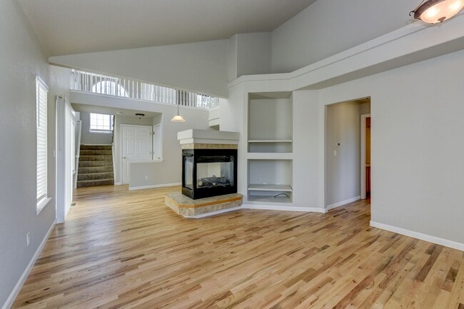 Building Photo - 4801 Spyglass Dr