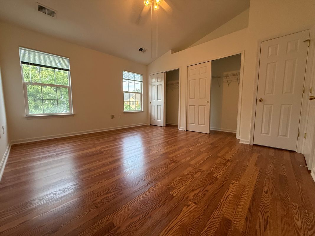 Building Photo - 2427 Dew Meadow Ct