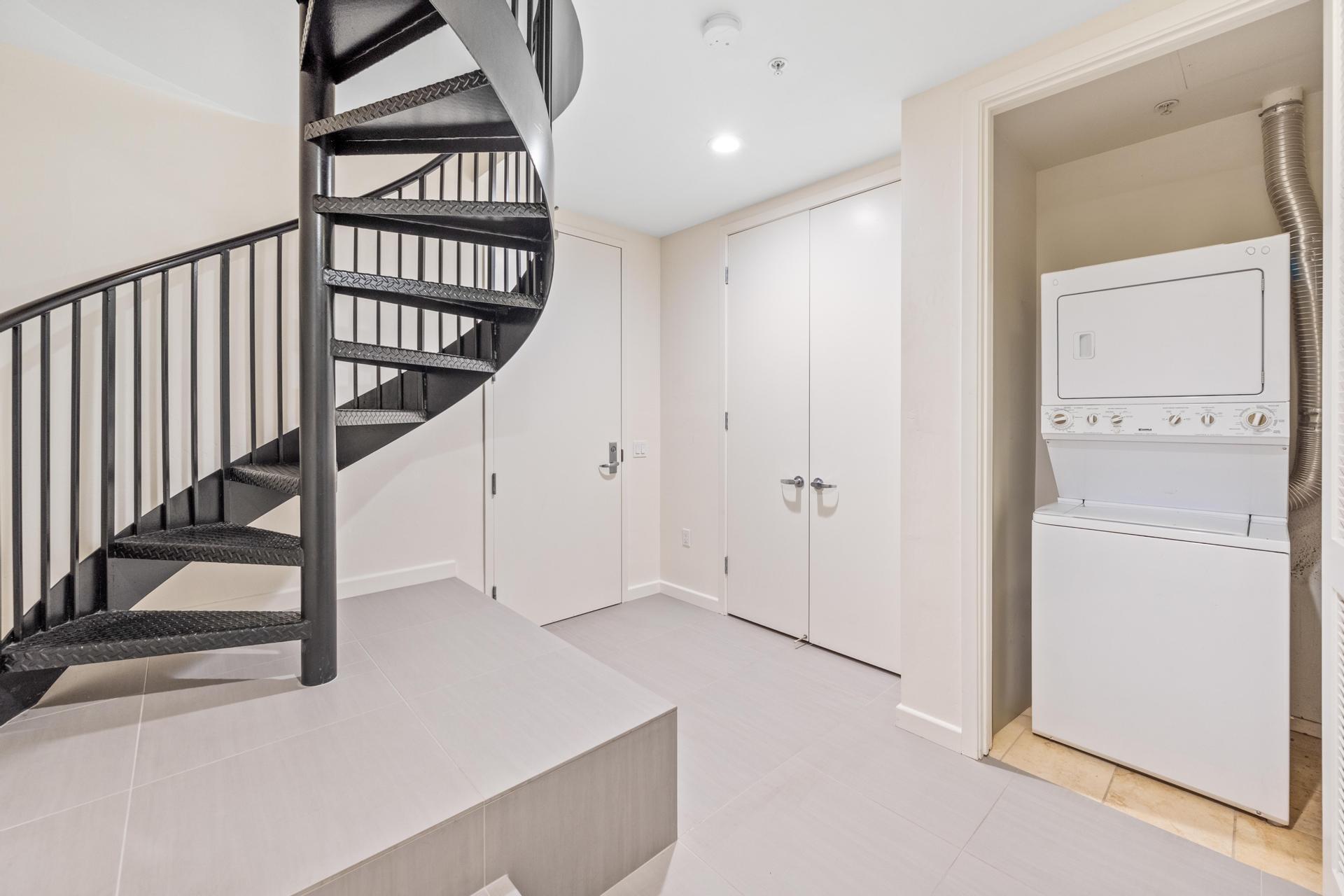 Building Photo - 1025 Island Ave