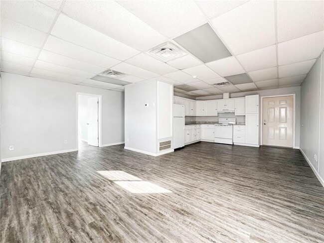 Building Photo - 4615 Heron St