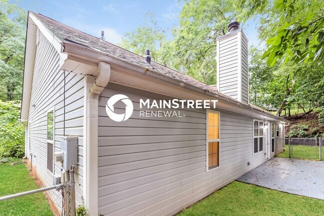 Building Photo - 3 Bedroom Pet-Friendly Home in Gainesville, GA with Main Street Renewal