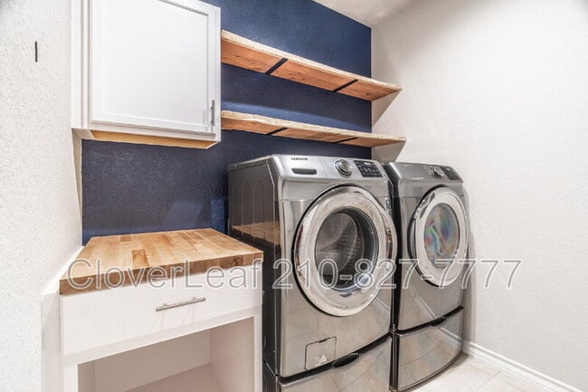 Building Photo - 10326 Rosalina Lp