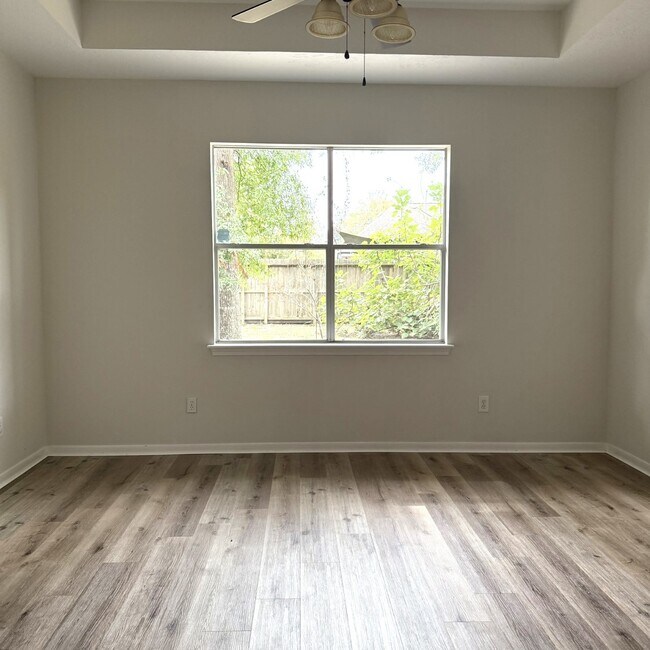 Building Photo - 2203 Blossom Creek Trail