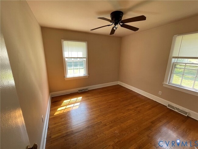 Building Photo - 3815 Old Buckingham Rd