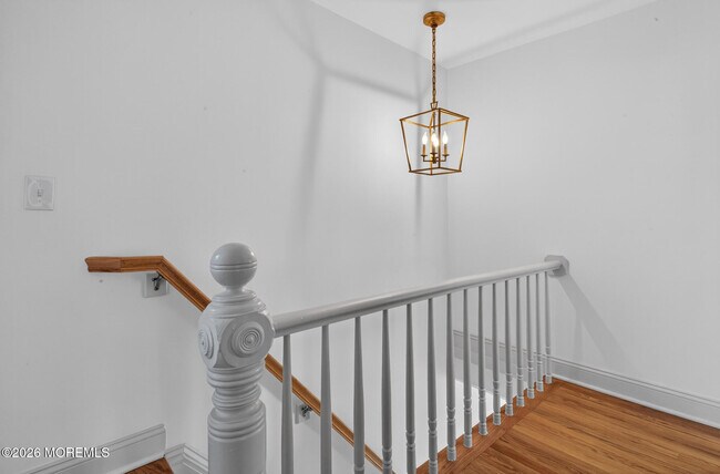 Building Photo - 142 Heck Ave