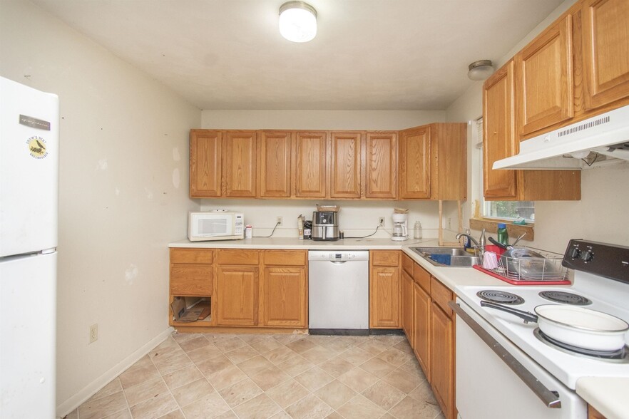 Building Photo - 2497 Buckshot Ln