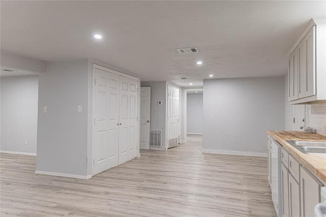 Building Photo - 209 Pecan St