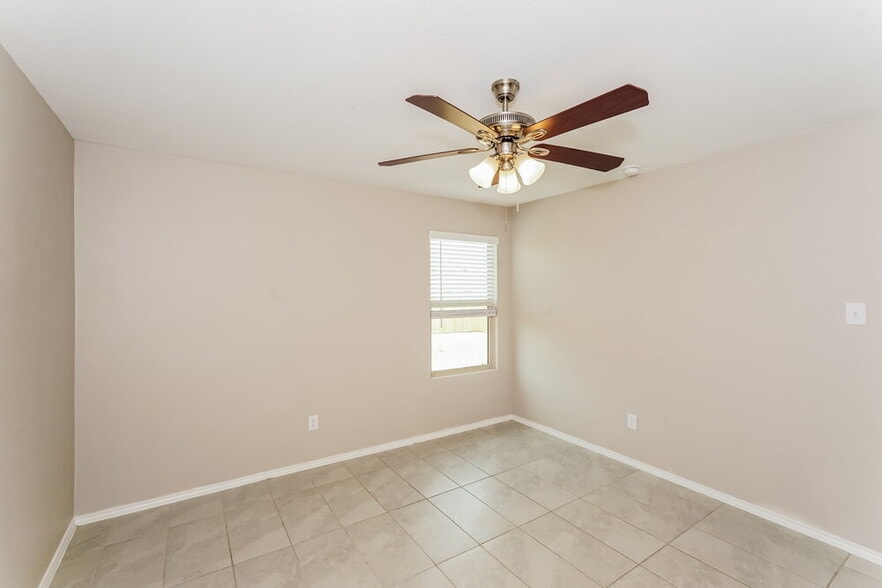 Building Photo - 360 Sun Bluff Rd