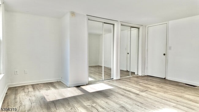 Building Photo - 236 W Mt Pleasant Ave