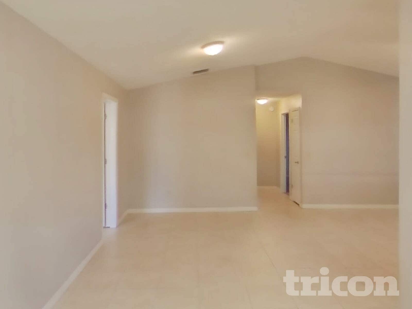 Building Photo - 2539 Pinetta Ct