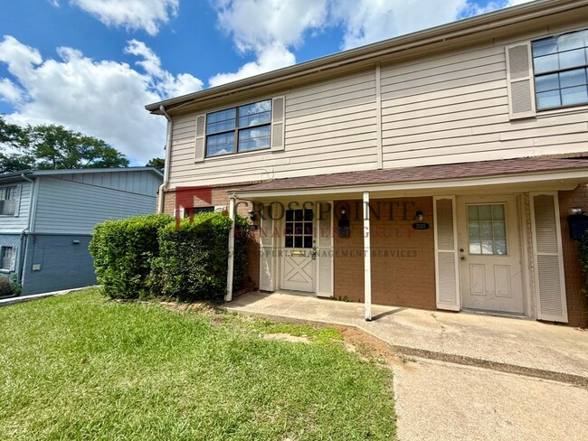 Building Photo - Delmar Dr.  2518/2520