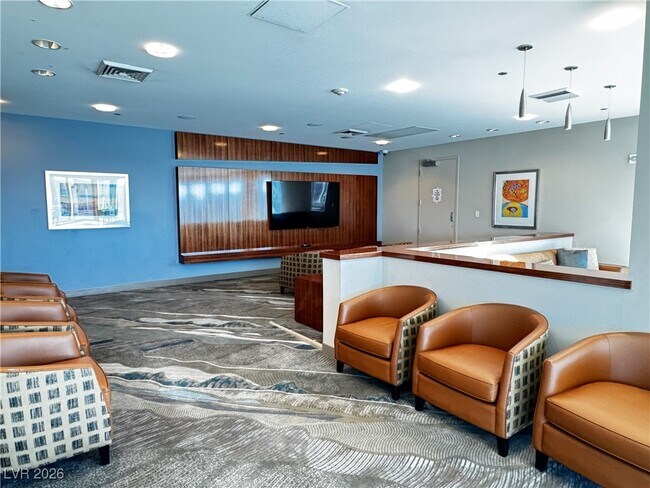 Building Photo - 200 Hoover Ave