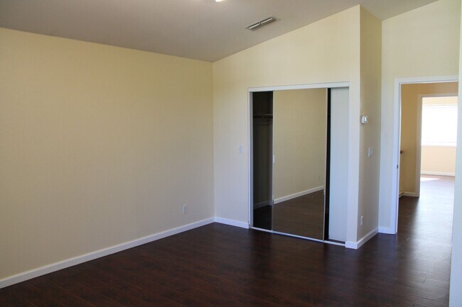 Building Photo - 1299 Hartley Way