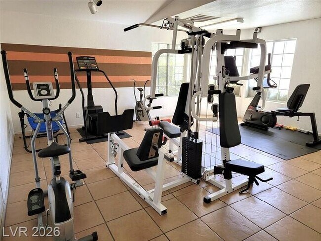 Building Photo - Green Valley Condo w/Community Pool!!