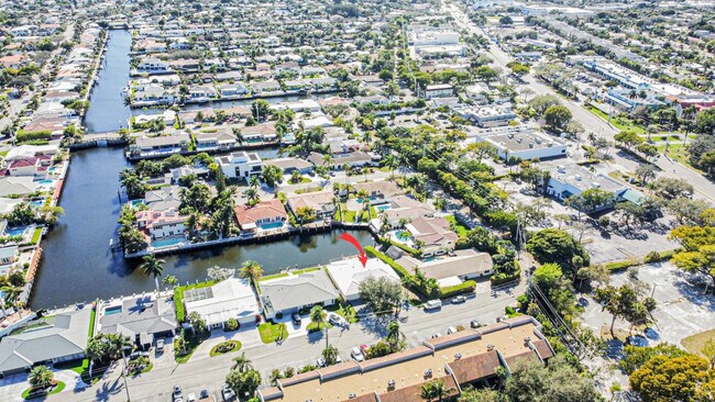 Building Photo - 2810 NE 60th St