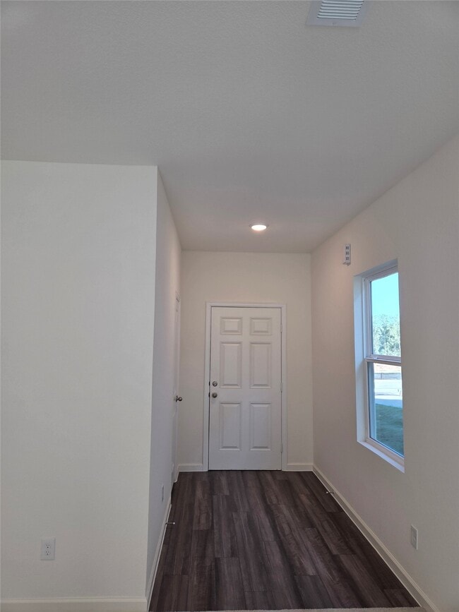 Building Photo - 632 Craven St