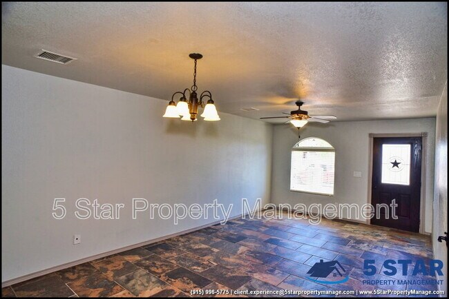 Building Photo - 703 Lt Joe Magellanes Rd