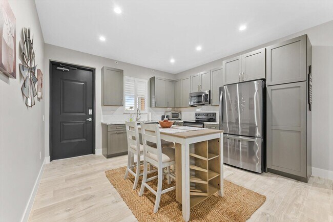 Building Photo - 3512 Grand Prix Farms Rd