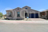 Building Photo - 3871 E Rainbow Dr