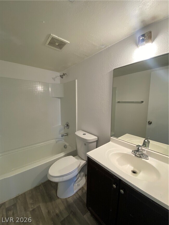 Building Photo - 1954 Nebula Dr