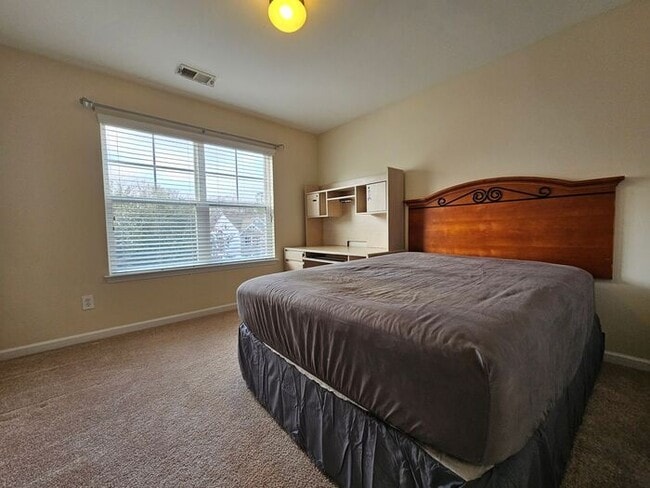 Building Photo - Bent Creek Plantation