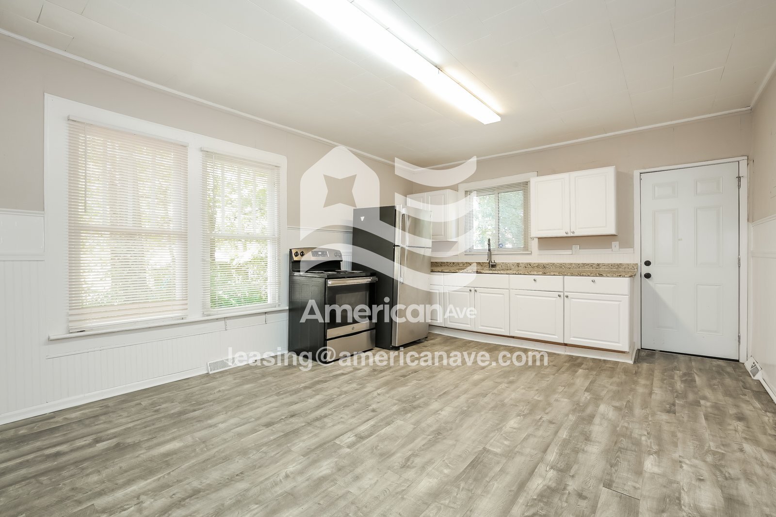 Building Photo - 306 E Guilford St