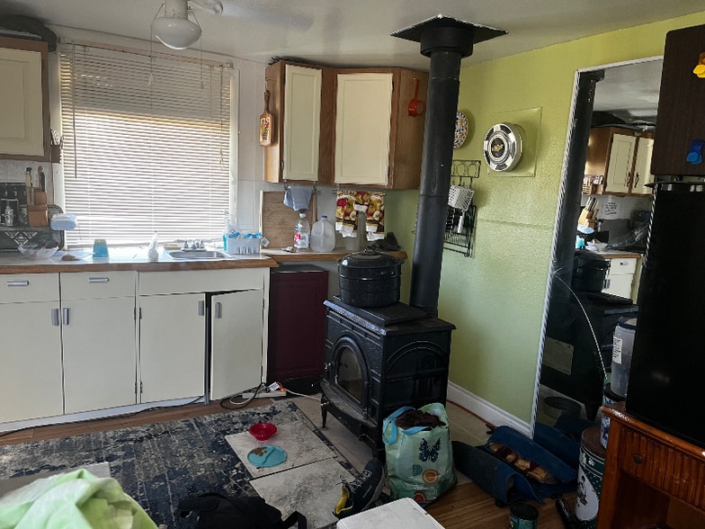 Building Photo - 9 A Barefoot springs Ln