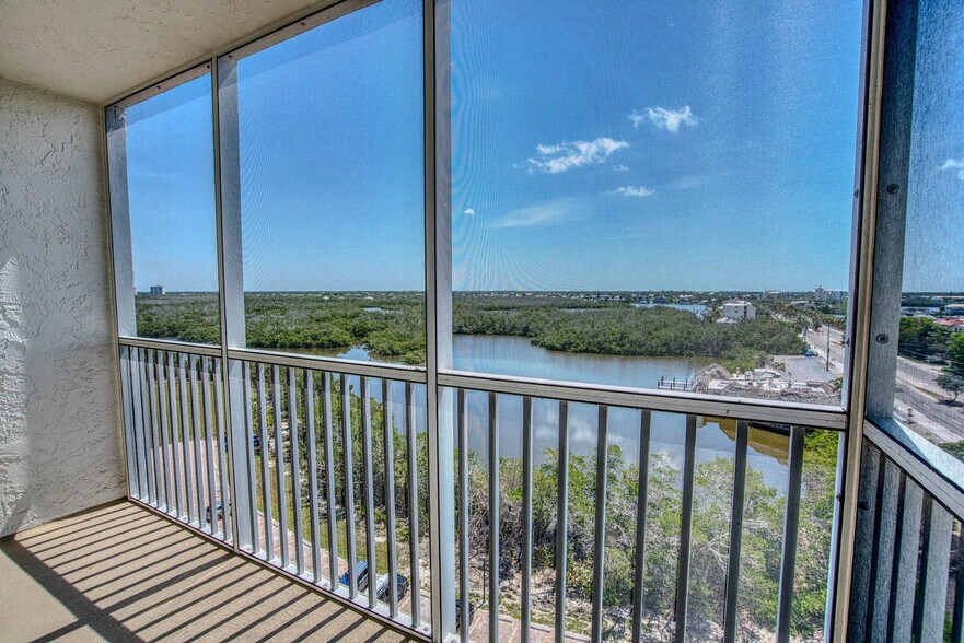 Building Photo - 27954 Hickory Blvd