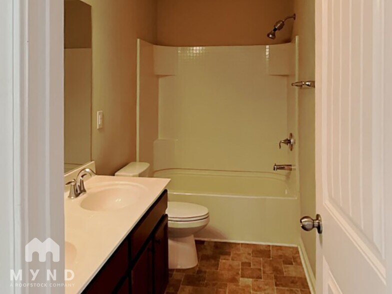 Building Photo - 541 Lanier Ct