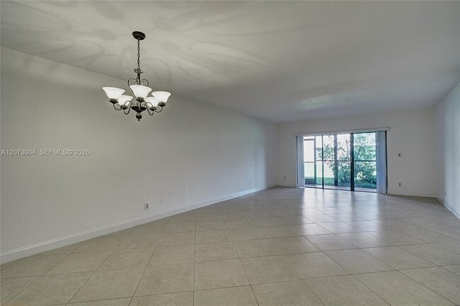 Building Photo - 231 Lakeview Dr