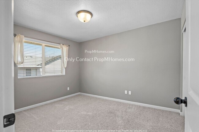 Building Photo - Beautiful Villebois Home - 3 Bedrooms + Bonus Room!