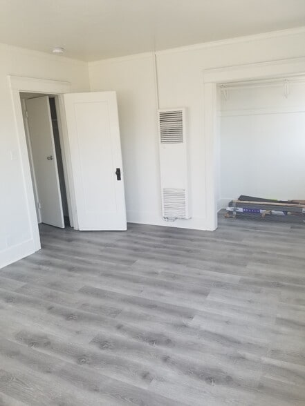 Building Photo - 1116 Magnolia Ave