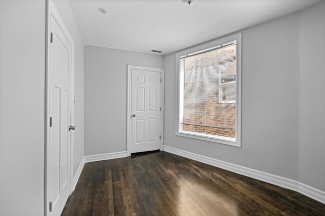 Building Photo - 1651 S Drake Ave