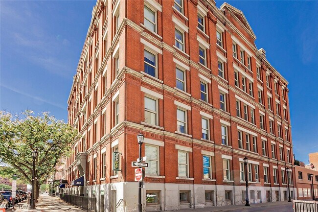 Building Photo - 408 W St Clair Ave