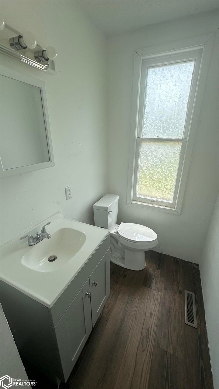 Building Photo - 1434 Avenue D