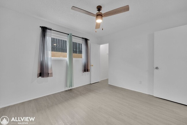 Building Photo - 9200 Harness St