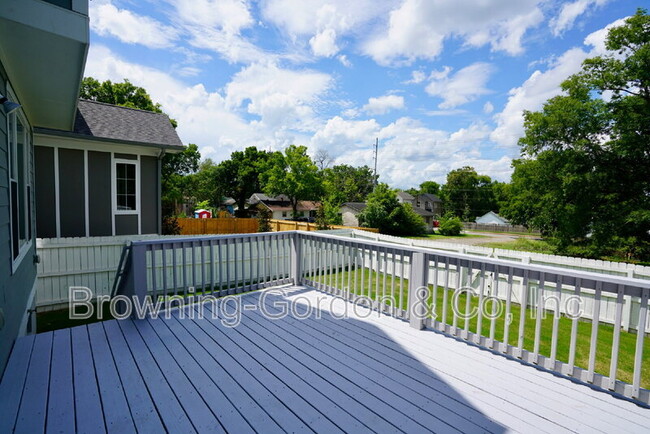 Building Photo - 2900 Torbett St