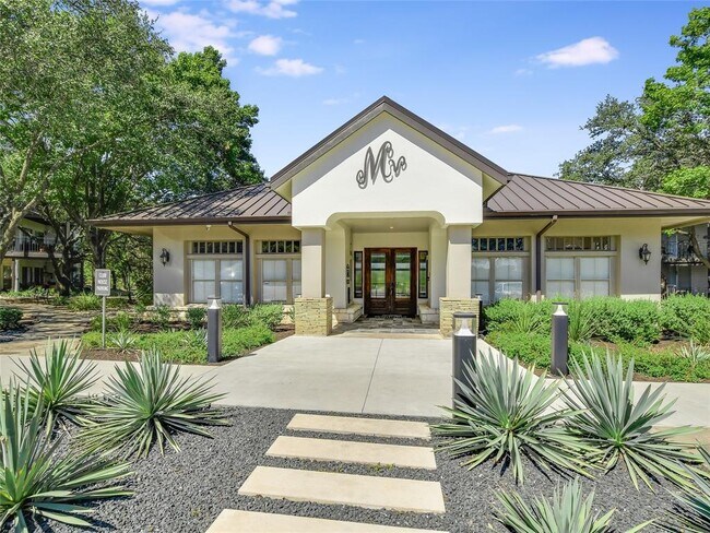 Building Photo - 6000-20 Shepherd Mountain Cove